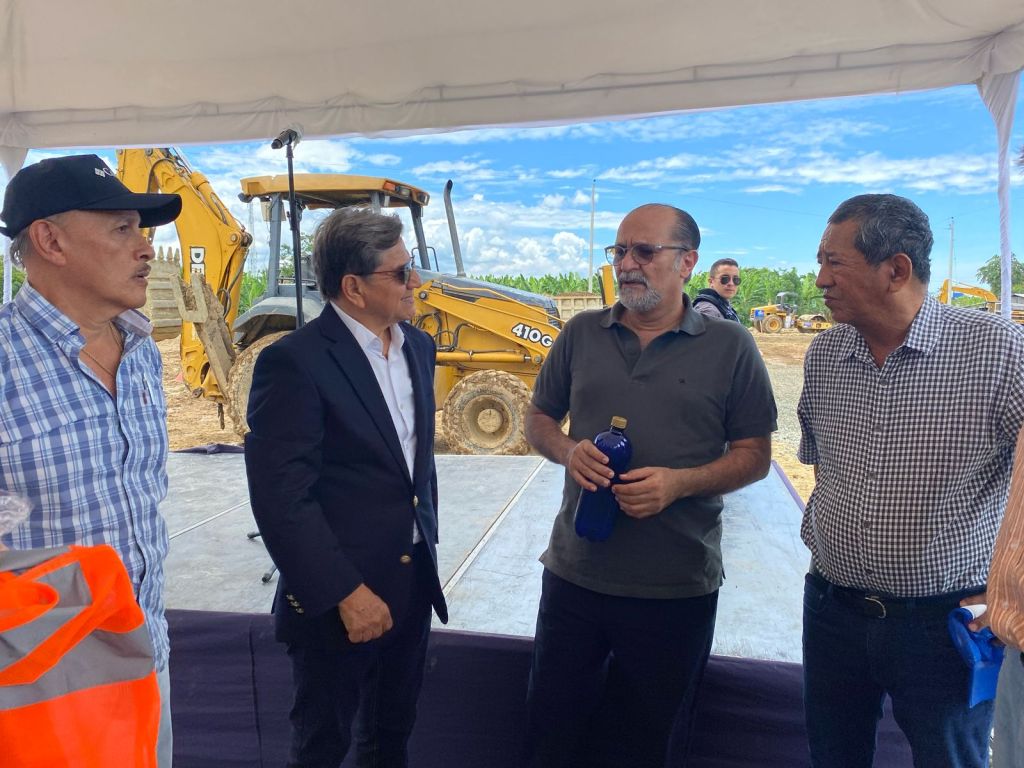 Trabajando junto al Ministro de Desarrollo Urbano y Vivienda con propuestas para fortalecer el acceso a la vivienda y el bienestar de la ciudadanía&nbsp;órense.