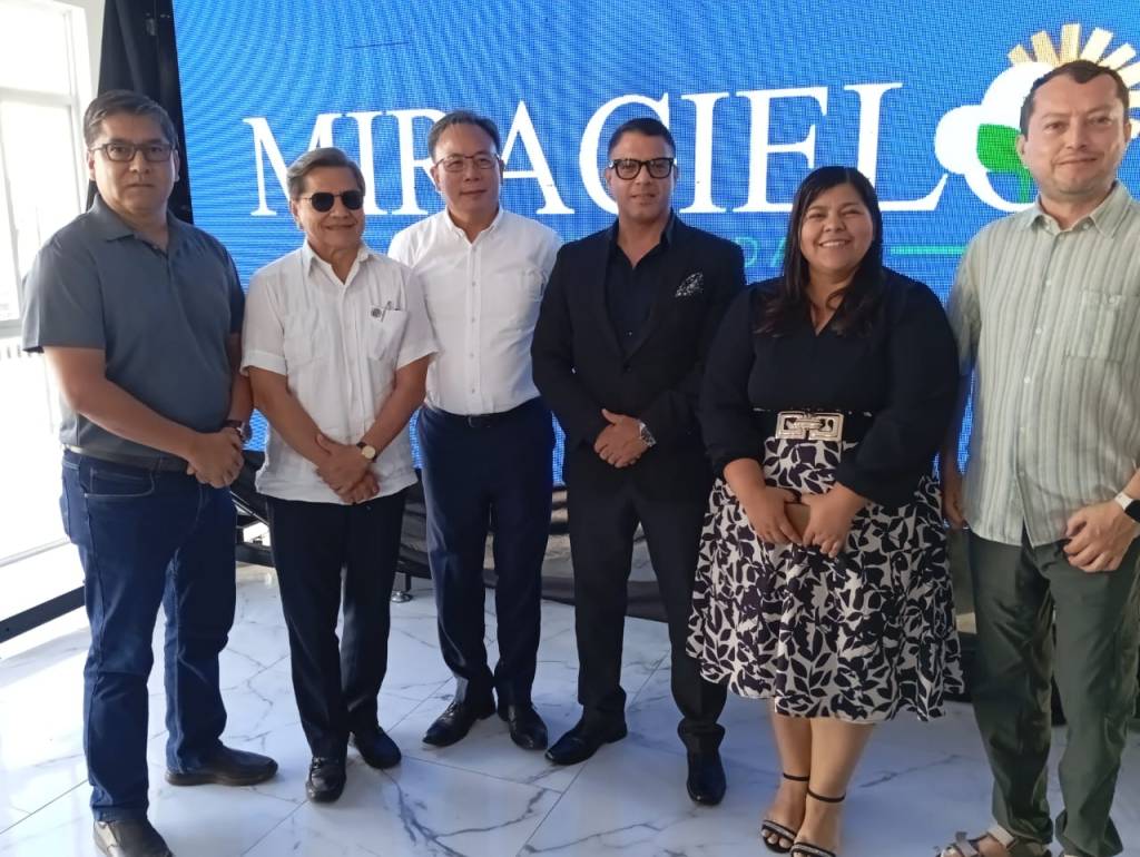 La Cámara de la Construcción de Machala presente en el cóctel de socialización del proyecto Miracielo I y&nbsp;II